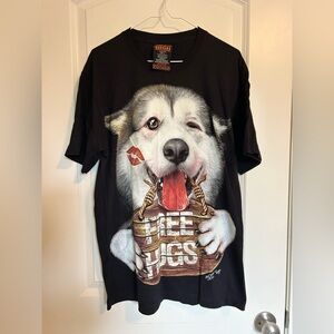 Black “free hugs” Husky Graphic Tee